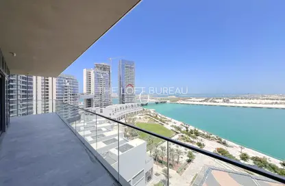 Apartment - 3 Bedrooms - 5 Bathrooms for sale in Seef Lusail - Lusail City - Lusail