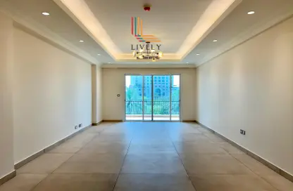 Apartment - 2 Bedrooms - 3 Bathrooms for rent in Giardino Apartments - The Pearl Island - Doha