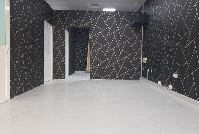 927801 - Property Image 2