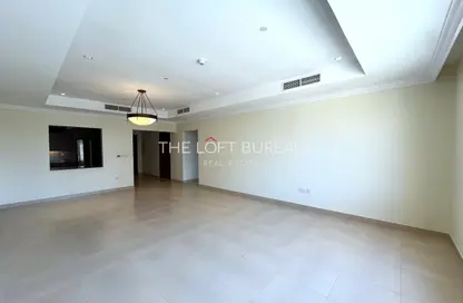 Apartment - 1 Bedroom - 2 Bathrooms for rent in West Porto Drive - Porto Arabia - The Pearl Island - Doha