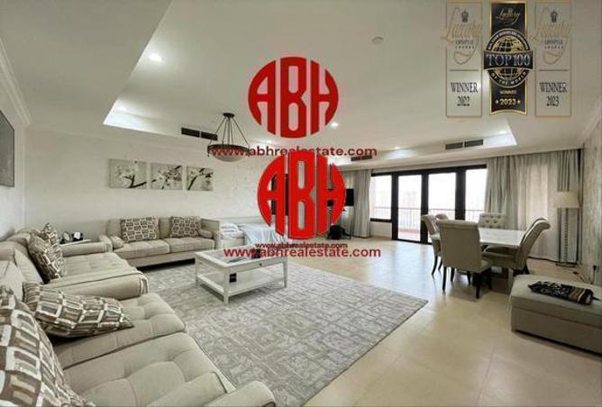 Apartment - 2 Bedrooms - 3 Bathrooms for rent in East Porto Drive - Porto Arabia - The Pearl Island - Doha