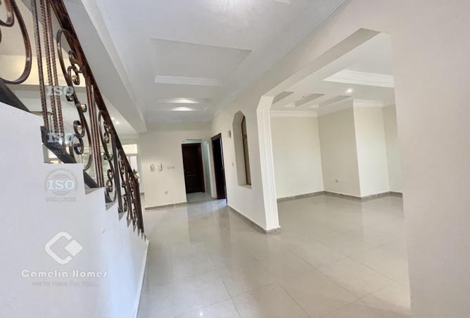 965875 - Property Image 2