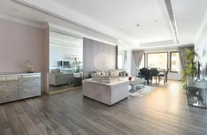 شقة - غرفة نوم - 2 حمامات للايجار في طريق بورتو الشرقي - بورتو أرابيا - جزيرة اللؤلؤة - الدوحة