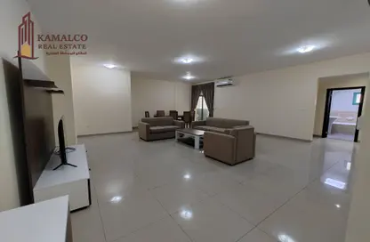 Apartment - 2 Bedrooms - 2 Bathrooms for rent in Old Al Ghanim - Al Ghanim - Doha