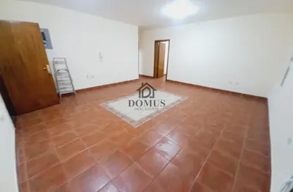 Apartment - 2 Bedrooms - 1 Bathroom for rent in Tadmur Street - Old Airport Road - Doha
