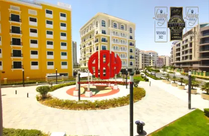 Apartment - 3 Bedrooms - 4 Bathrooms for rent in Giardino Gardens - Giardino Villas - The Pearl Island - Doha