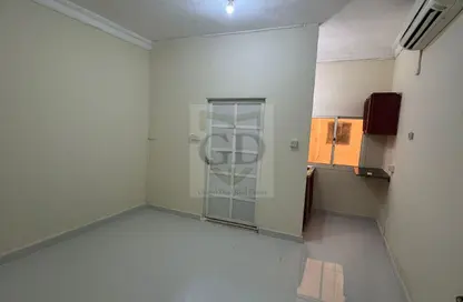 Apartment - Studio - 1 Bathroom for rent in Al Nuaija Street - Al Nuaija - Doha Apartment - Studio - 1 Bathroom for rent in Al Nuaija Street - Al Nuaija - Doha