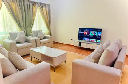 Apartment - 2 Bedrooms - 2 Bathrooms for rent in Al Sadd - Doha