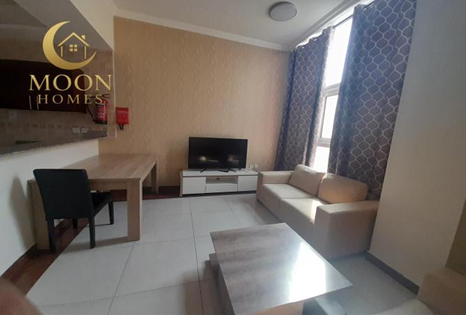 957120 - Property Image 2