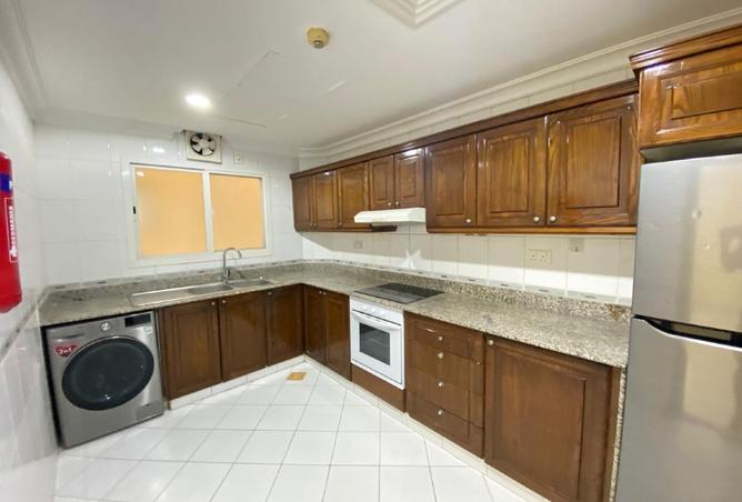 996121 - Property Image 3
