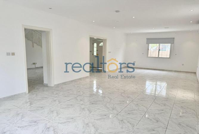 949998 - Property Image 2