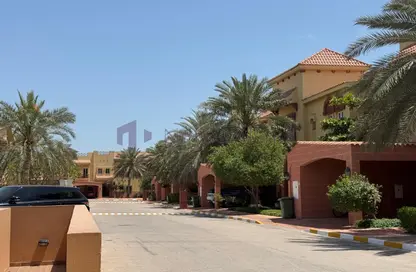 مجمع سكني - 3 غرف نوم - 5 حمامات للايجار في الهلال شرق - الهلال - الدوحة