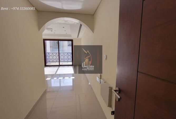941684 - Property Image 2