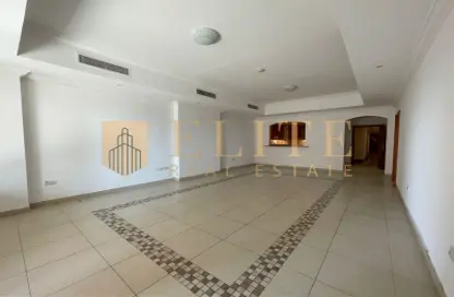 Apartment - 1 Bedroom - 2 Bathrooms for rent in East Porto Drive - Porto Arabia - The Pearl Island - Doha