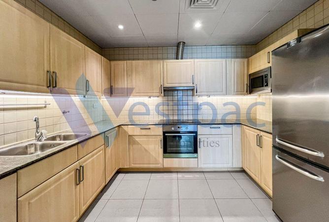 956334 - Property Image 3