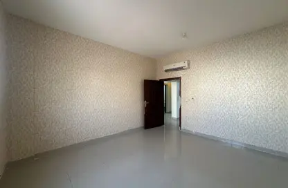 Apartment - 2 Bedrooms - 2 Bathrooms for rent in Al Nasr Street - Al Nasr - Doha