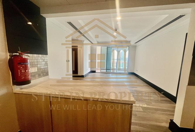 963754 - Property Image 2