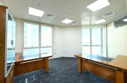 مساحات مكتبية - استوديو - 4 حمامات للايجار في برج وست باي - الخليج الجنوبي - الخليج الغربي - الدوحة