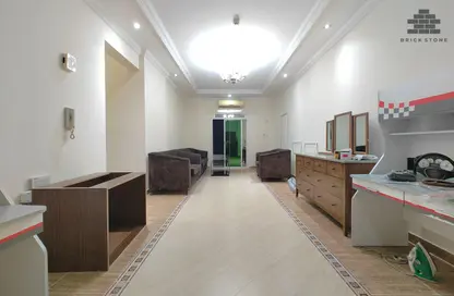 Apartment - 2 Bedrooms - 2 Bathrooms for rent in Al Sadd Road - Al Sadd - Doha
