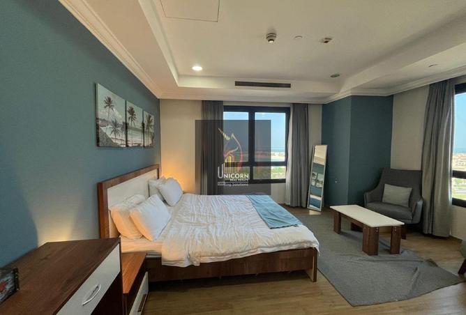 971333 - Property Image 3