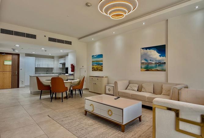 989245 - Property Image 2