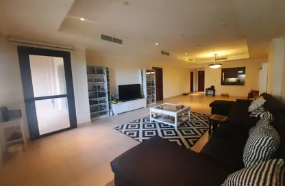 Apartment - 1 Bedroom - 2 Bathrooms for sale in East Porto Drive - Porto Arabia - The Pearl Island - Doha