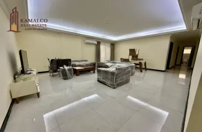 Apartment - 3 Bedrooms - 3 Bathrooms for rent in Al Nasr Street - Al Nasr - Doha