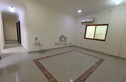 Apartment - 3 Bedrooms - 3 Bathrooms for rent in Bin Omran - Fereej Bin Omran - Doha