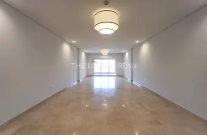 Apartment - 3 Bedrooms - 3 Bathrooms for rent in Viva West - Viva Bahriyah - The Pearl Island - Doha