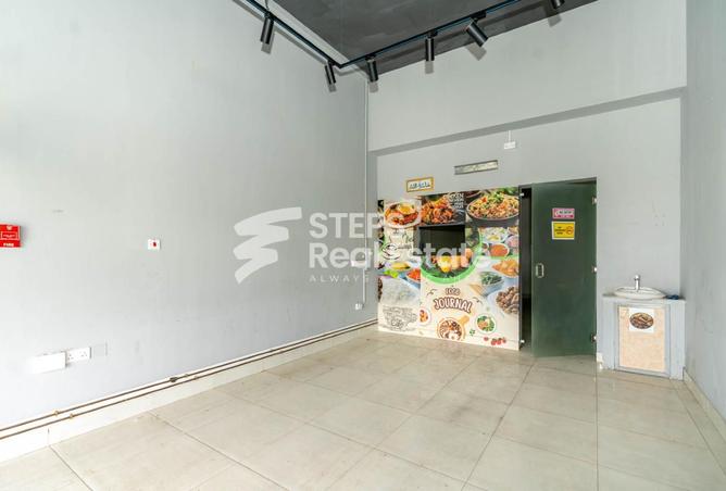 926912 - Property Image 2