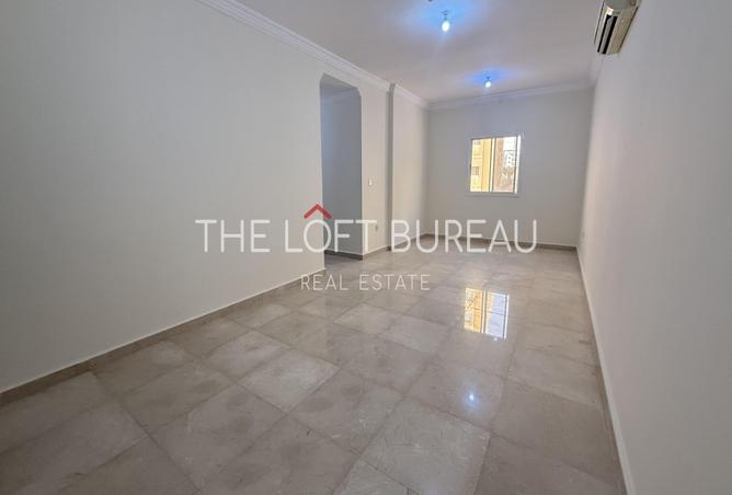 942942 - Property Image 2
