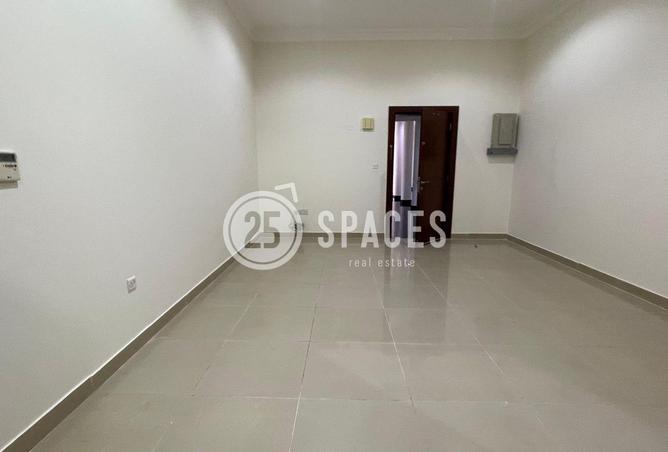 926236 - Property Image 2