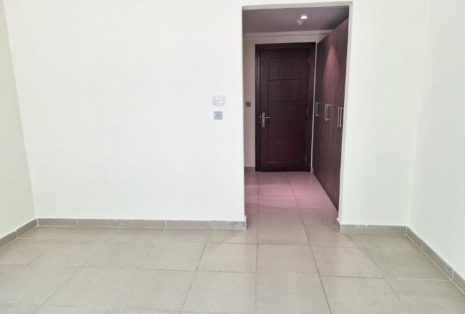 934310 - Property Image 2