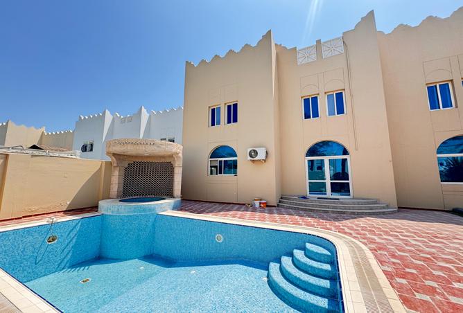 938571 - Property Image 2