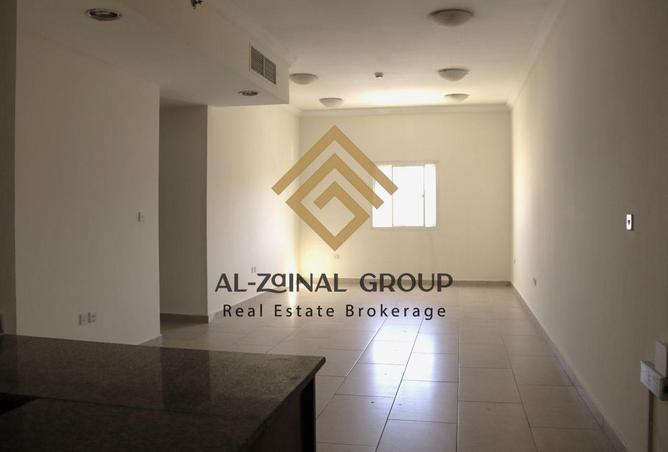 1000176 - Property Image 2