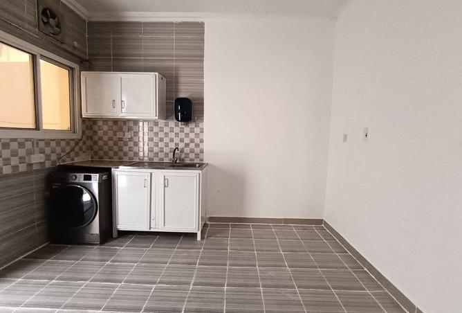 962189 - Property Image 3