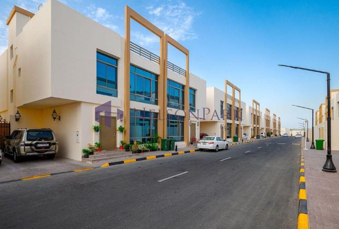 1005664 - Property Image 2