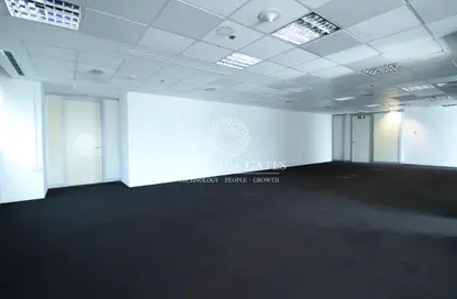 Office Space - Studio - 2 Bathrooms for rent in Conference Centre Street - West Bay - Doha