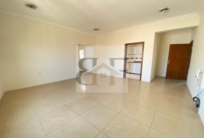 935908 - Property Image 2
