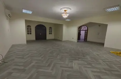 Villa - 6 Bedrooms - 6 Bathrooms for rent in Al Hanaa Street - Al Gharrafa - Doha