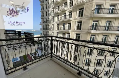 Apartment - 2 Bedrooms - 3 Bathrooms for rent in Floresta Gardens - Floresta Gardens - The Pearl Island - Doha