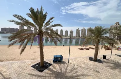 Apartment - 1 Bedroom - 2 Bathrooms for rent in Viva West - Viva Bahriyah - The Pearl Island - Doha
