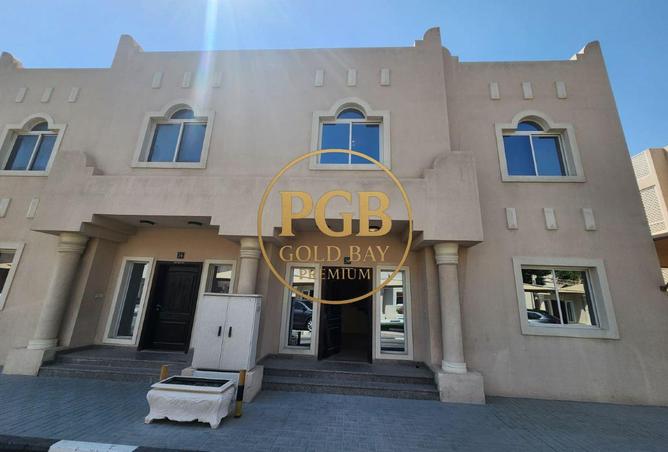 943002 - Property Main Image
