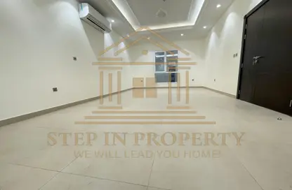 Apartment - 3 Bedrooms - 3 Bathrooms for rent in Al Nasr Street - Al Nasr - Doha