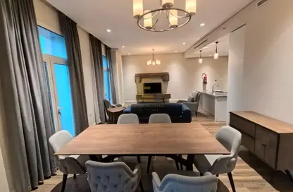 Apartment - 2 Bedrooms - 4 Bathrooms for sale in Floresta Gardens - Floresta Gardens - The Pearl Island - Doha