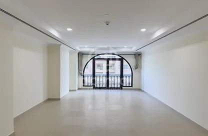 Apartment - 1 Bedroom - 2 Bathrooms for rent in West Porto Drive - Porto Arabia - The Pearl Island - Doha