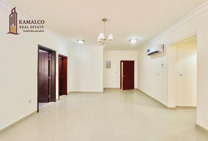 955081 - Property Image 2