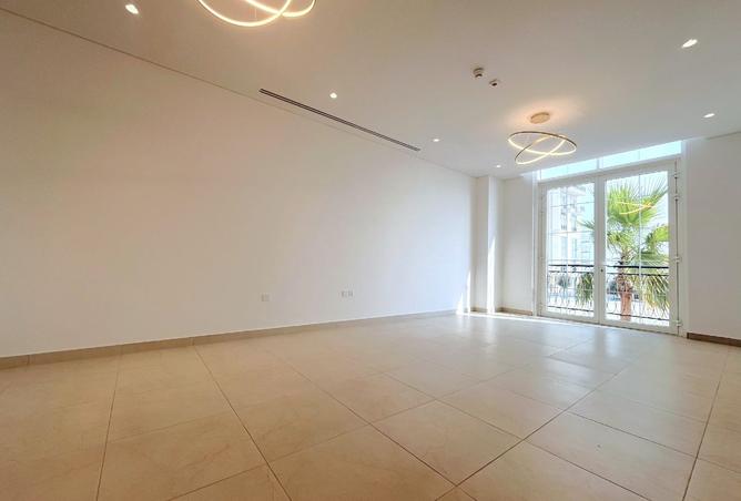 983293 - Property Main Image