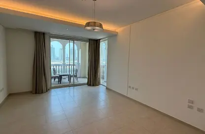 Apartment - 2 Bedrooms - 3 Bathrooms for rent in Viva Central - Viva Bahriyah - The Pearl Island - Doha