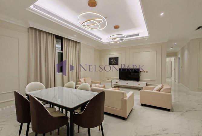 983762 - Property Image 3